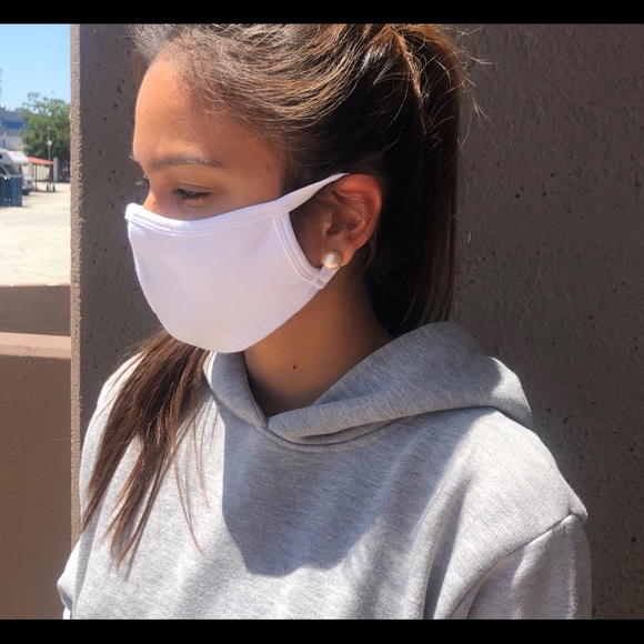 Face Mask Double Layer Fashion White -NEW - Picture 2 of 3